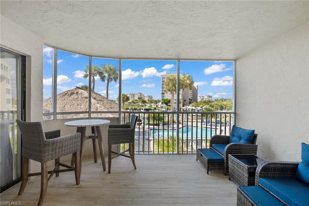 12945 VANDERBILT DR Unit: 203