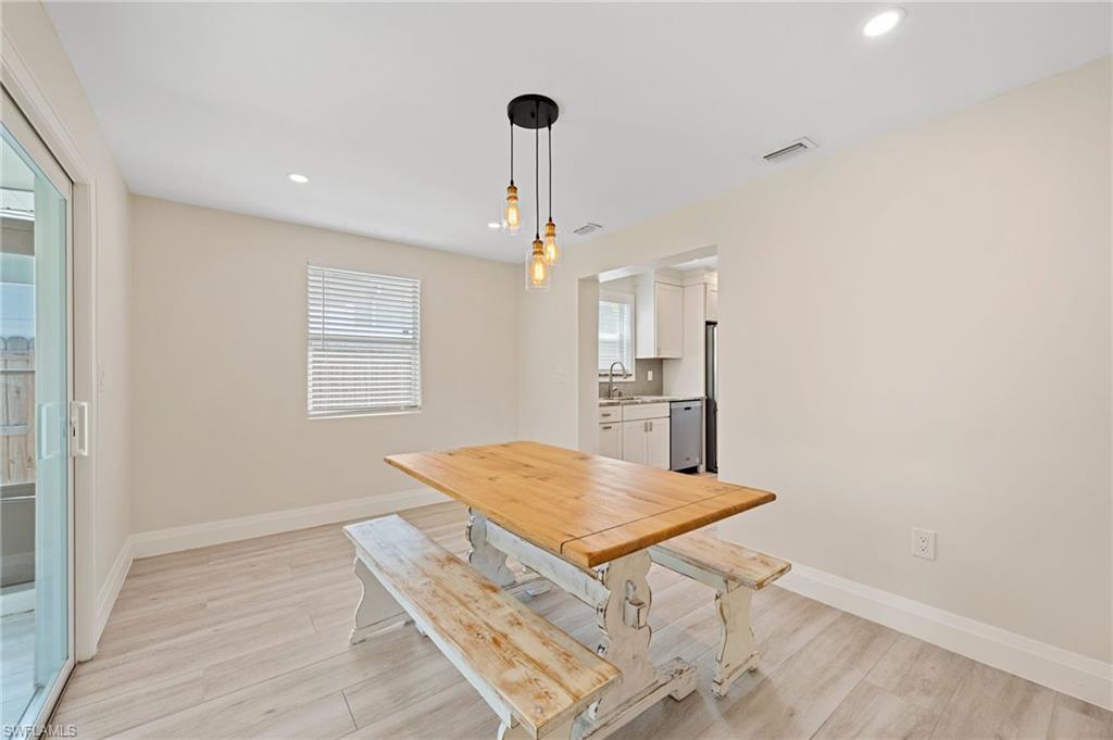 545 & 547 106TH AVE N