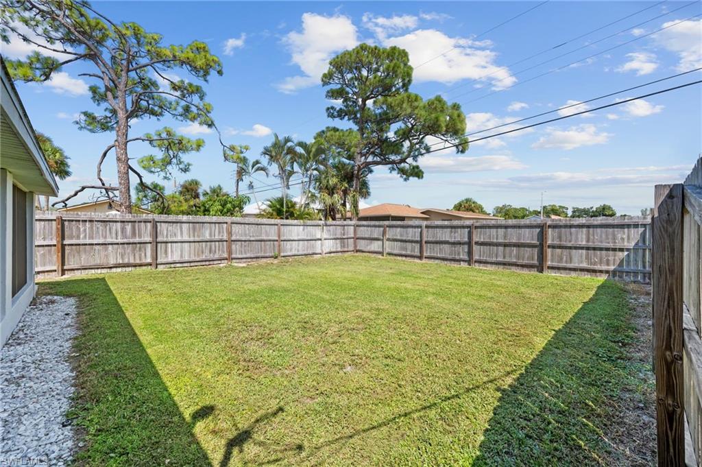 545 & 547 106TH AVE N