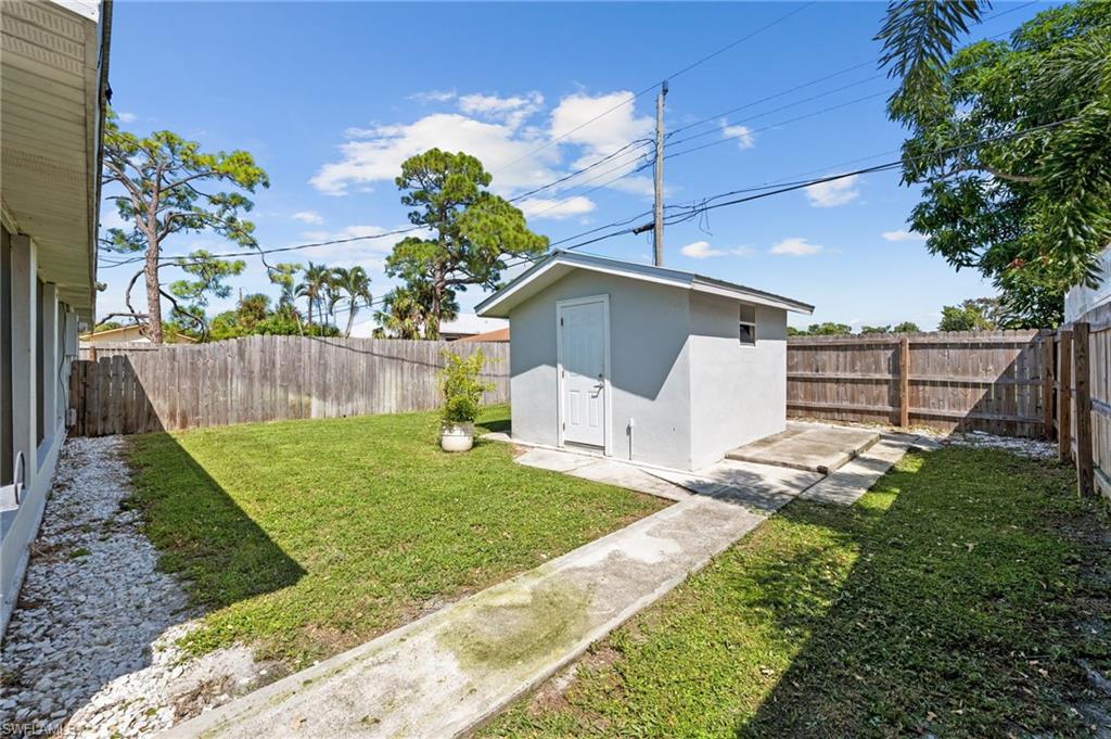 545 & 547 106TH AVE N