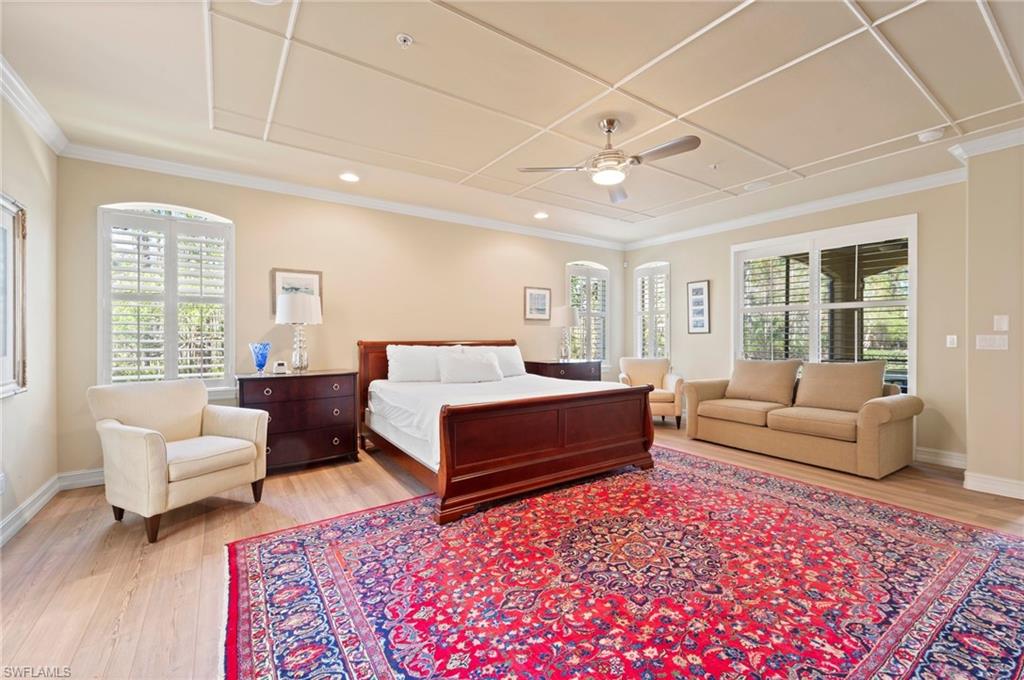 2809 TIBURON BLVD E Unit: 2-101