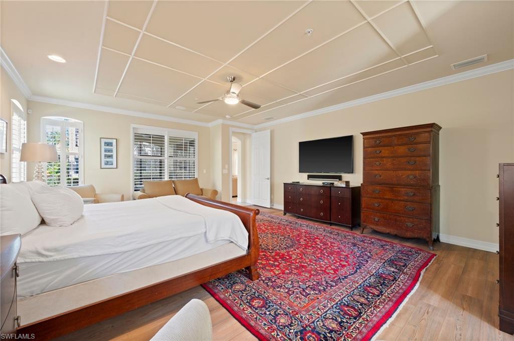 2809 TIBURON BLVD E Unit: 2-101