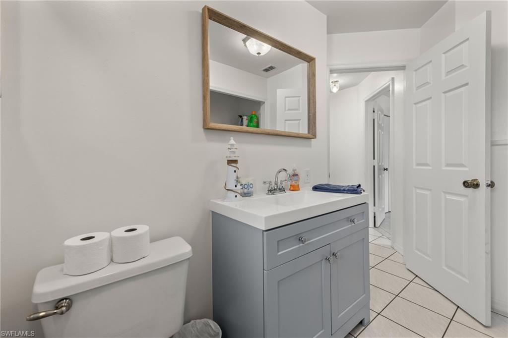 1928 SE Van Loon TER