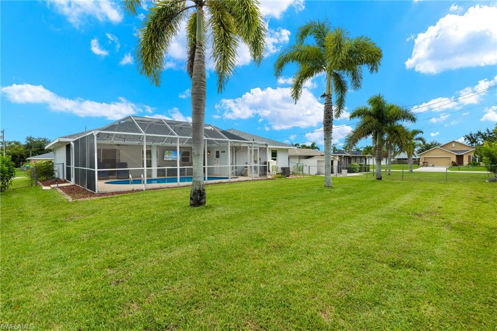 1928 SE Van Loon TER