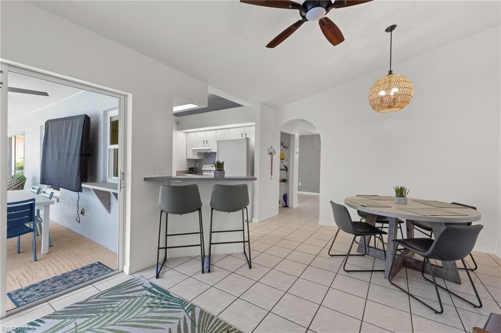 1928 SE Van Loon TER