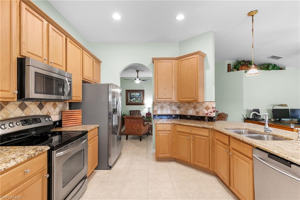 2864 Orange Grove TRL