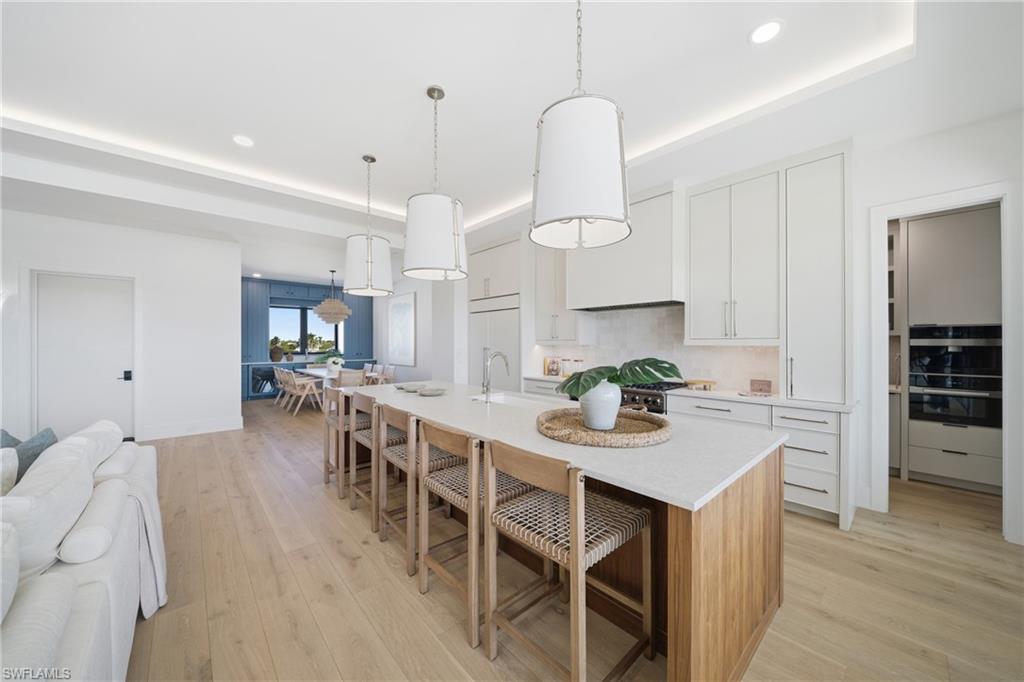 82 9th ST S 303