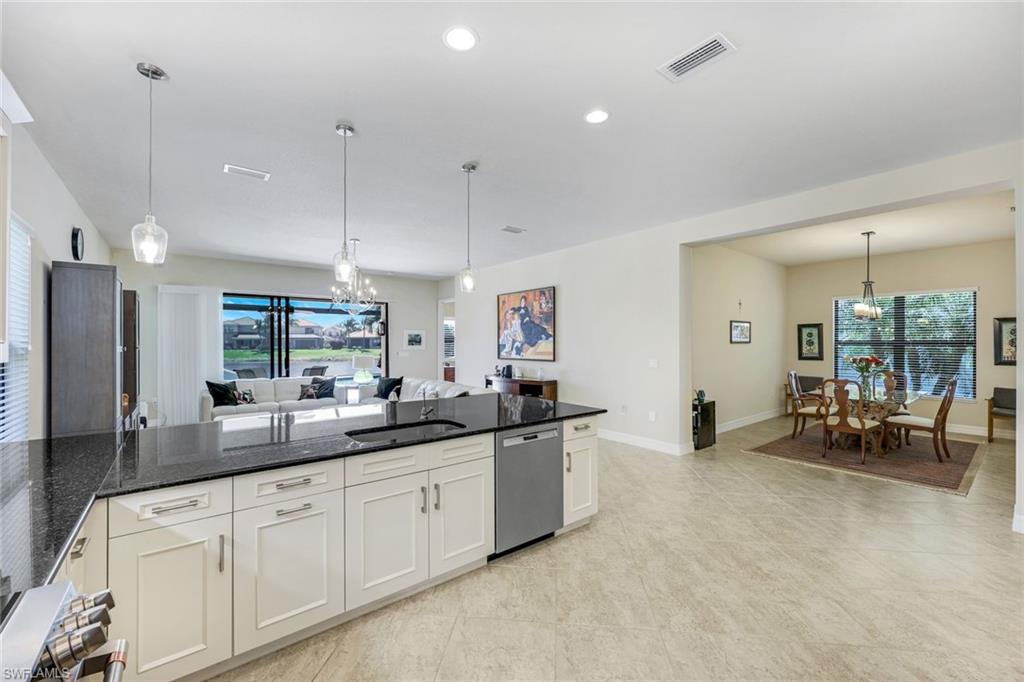 2730 Cinnamon Bay CIR