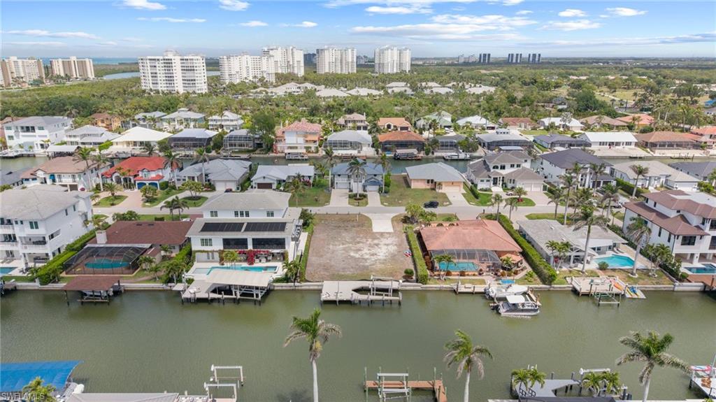 376 HERON AVE