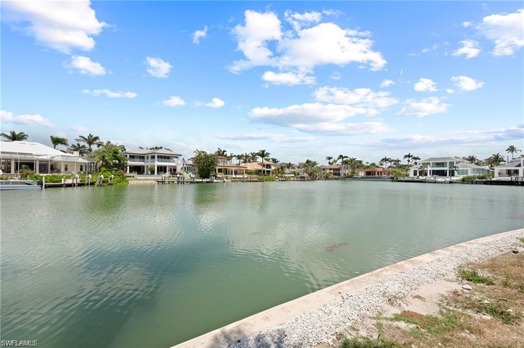 211 SPRING LINE DR