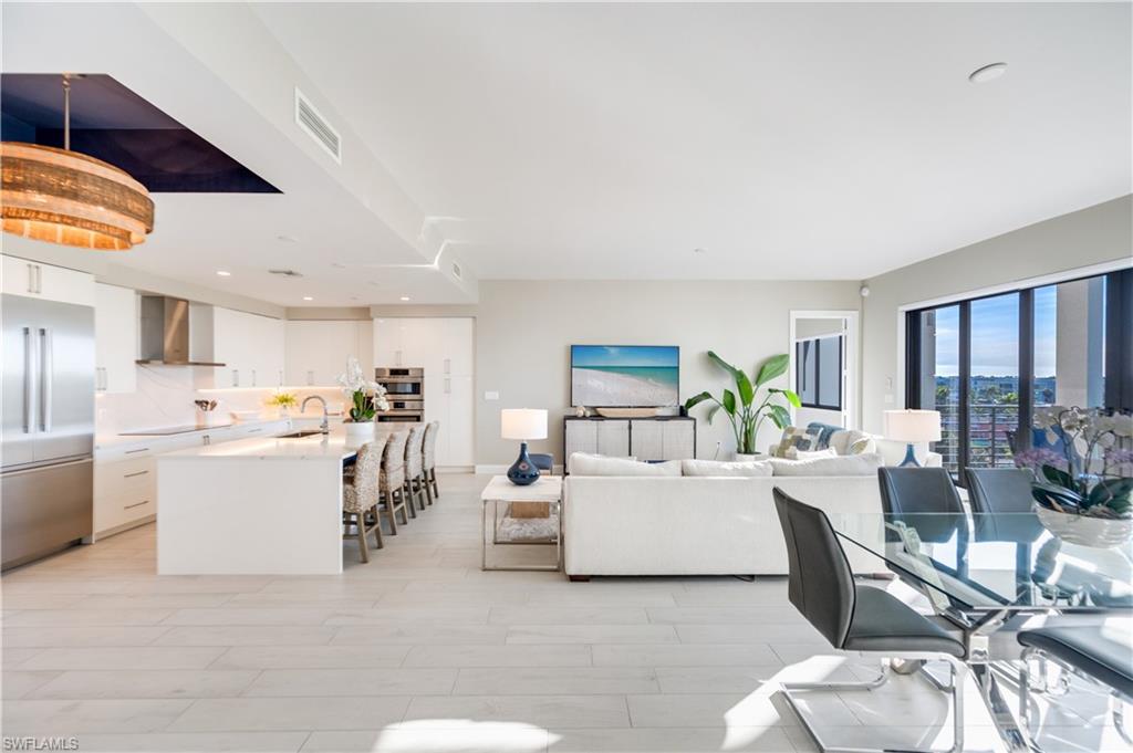 1115 Central AVE # 555