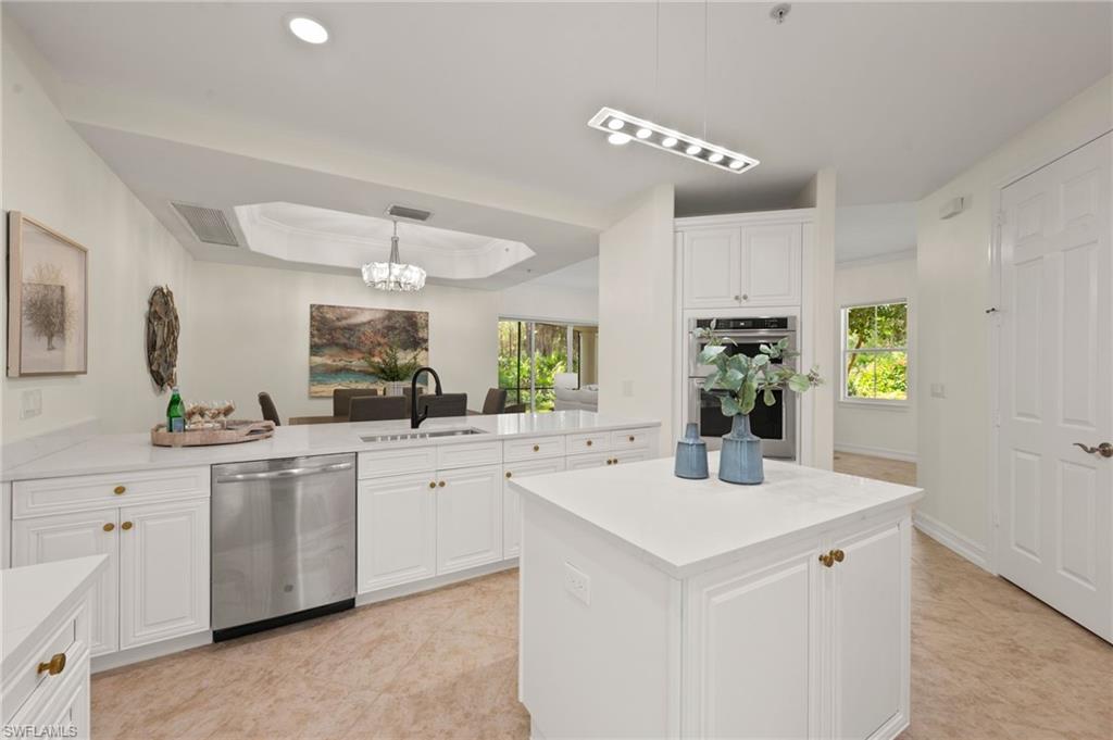 2886 Castillo CT # 101, NAPLES Unit: 101