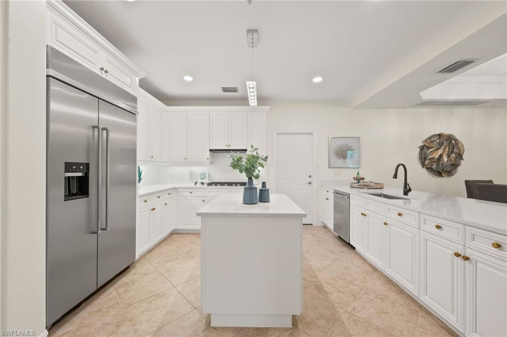 2886 Castillo CT # 101, NAPLES Unit: 101