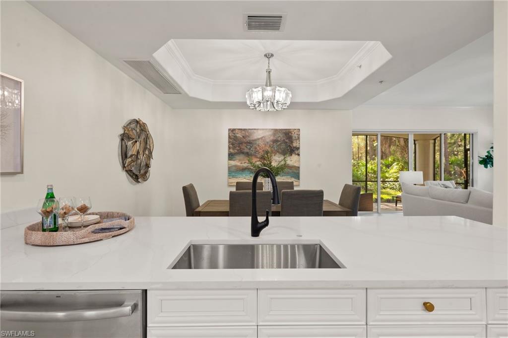 2886 Castillo CT # 101, NAPLES Unit: 101