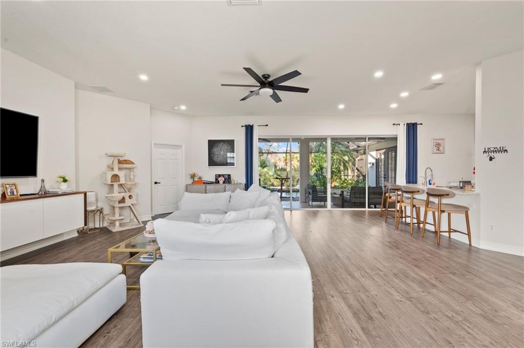 4891 MAHOGANY RIDGE DR