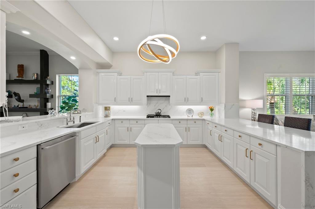 2886 Castillo CT # 103