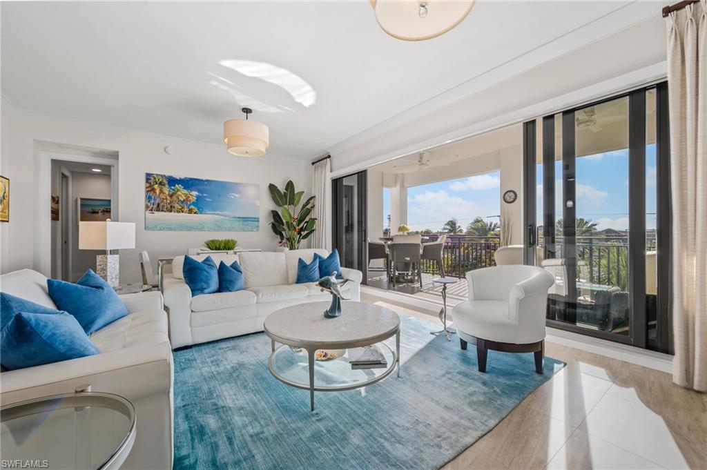 1035 3rd AVE S # 407