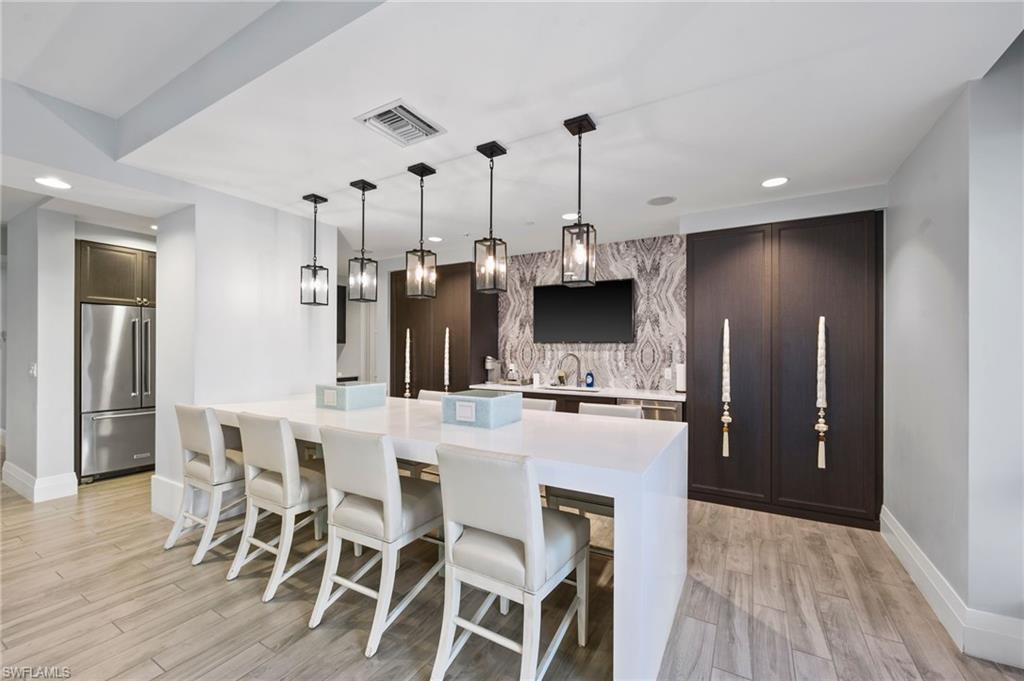 1035 3rd AVE S # 407