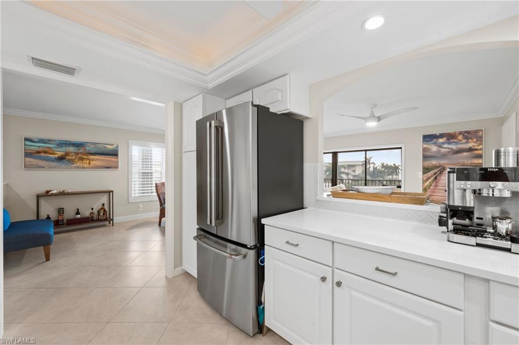 2880 GULF SHORE BLVD N # 410