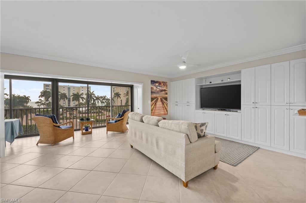 2880 GULF SHORE BLVD N # 410