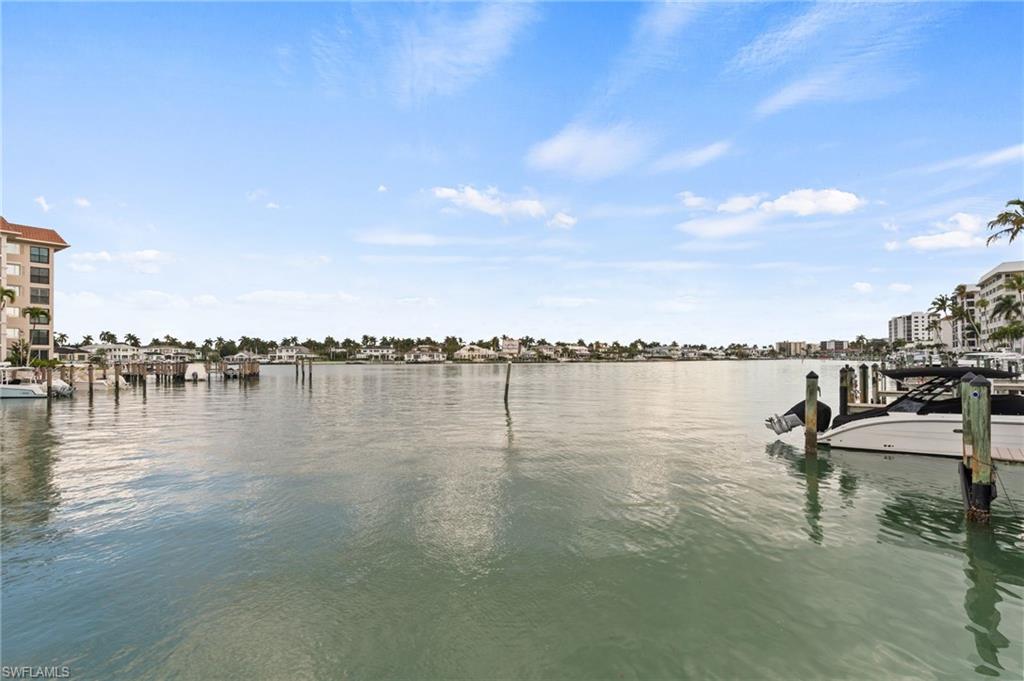 2880 GULF SHORE BLVD N # 410