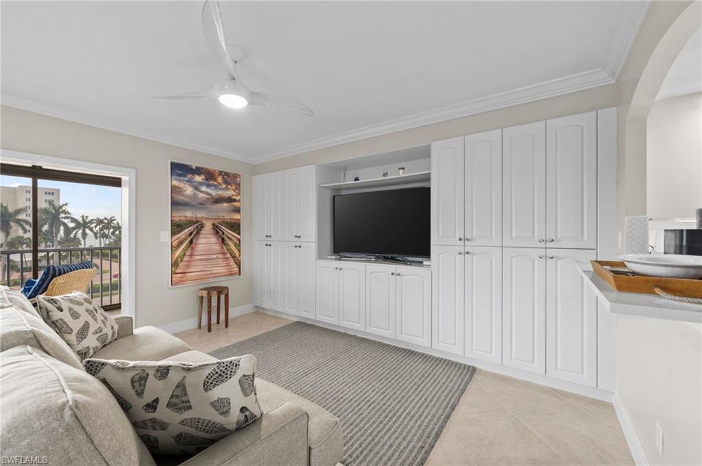 2880 GULF SHORE BLVD N # 410