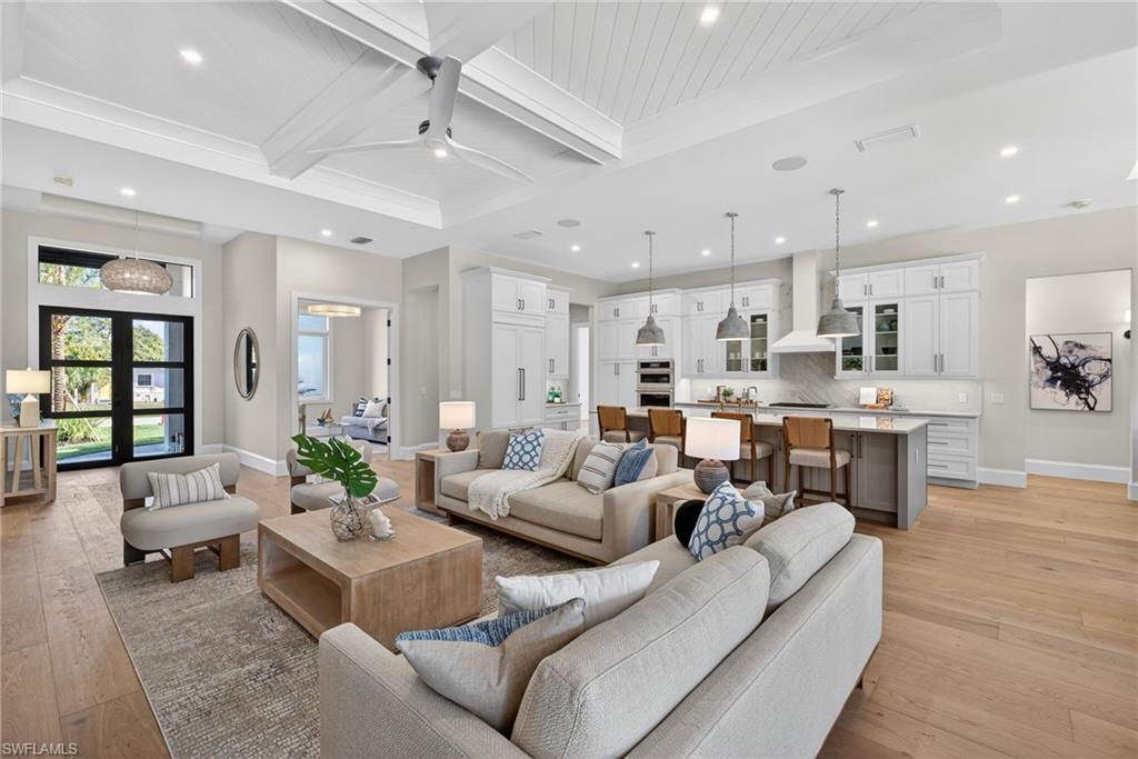 766 95th AVE N