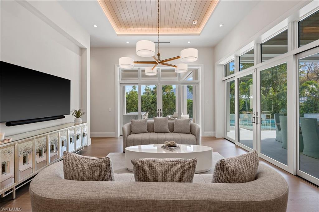 444 Orchid DR
