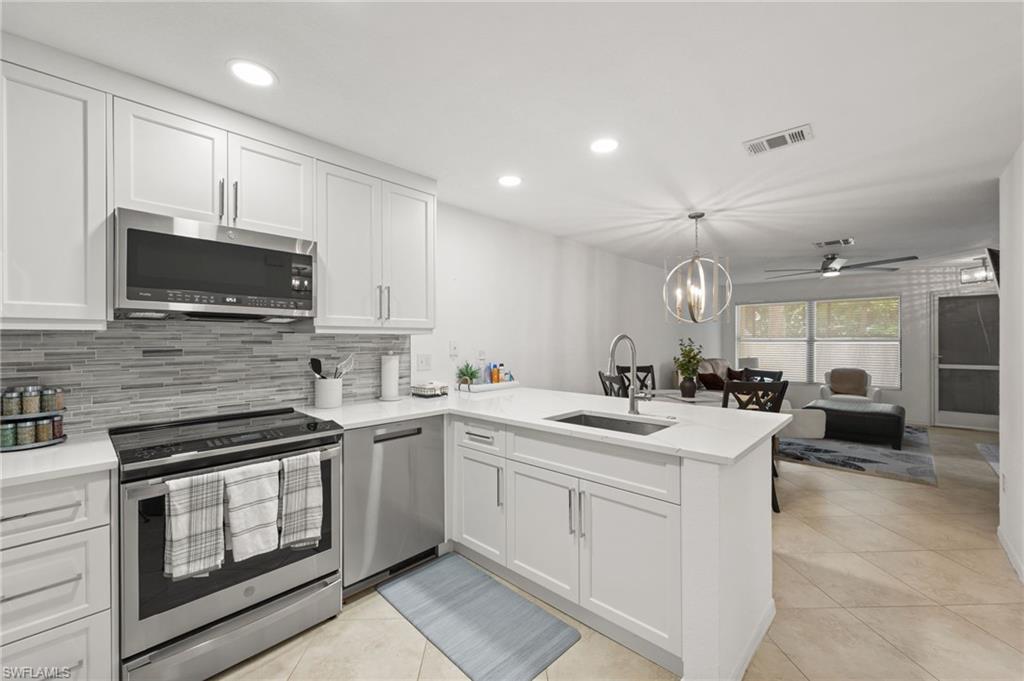 77 EMERALD WOODS DR I6