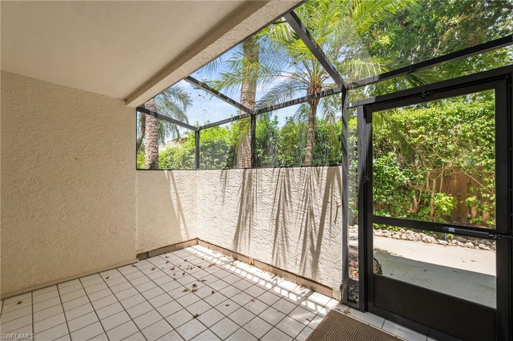 77 EMERALD WOODS DR I6