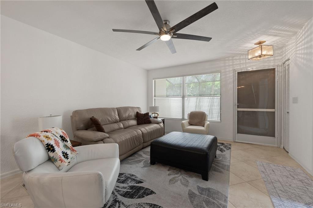 77 EMERALD WOODS DR I6