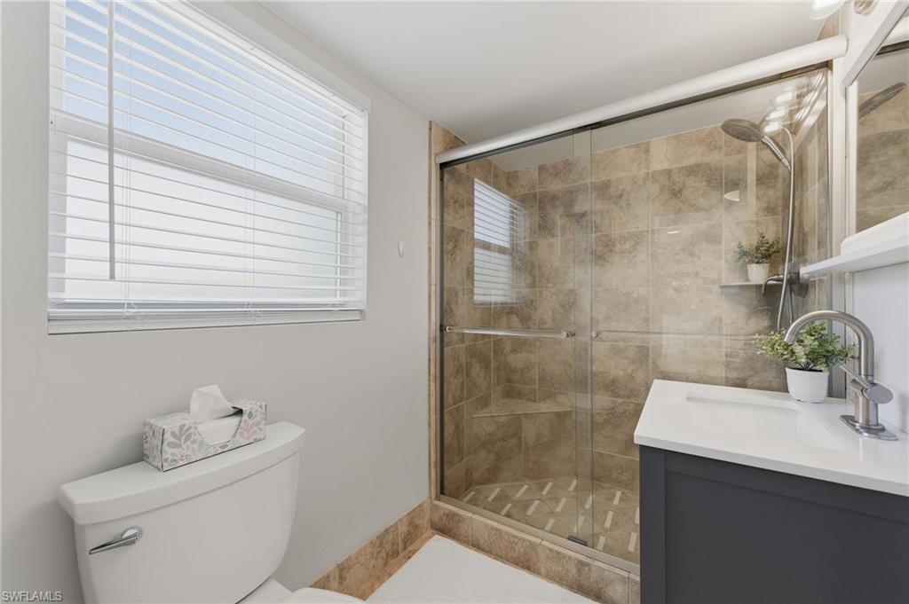 275 8th AVE S 275