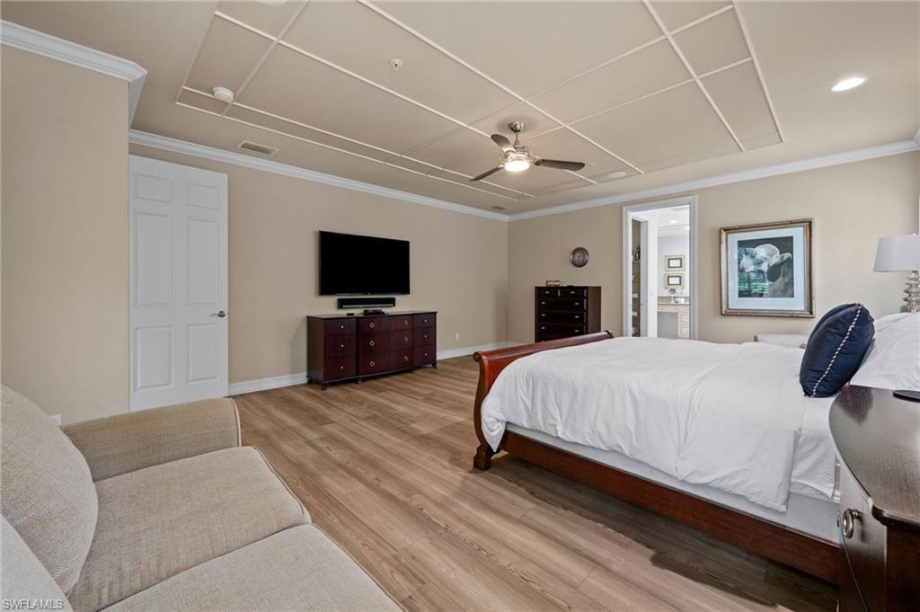 2809 TIBURON BLVD E 2-101