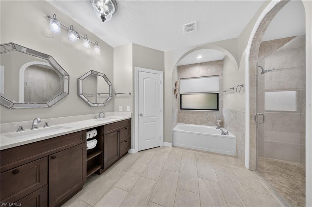 5761 Waxmyrtle WAY