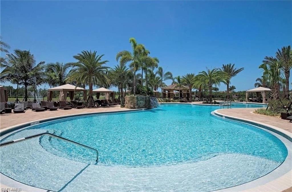 2882 CINNAMON BAY CIR