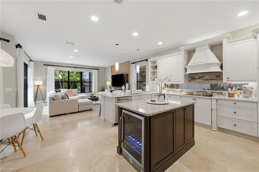 2882 CINNAMON BAY CIR