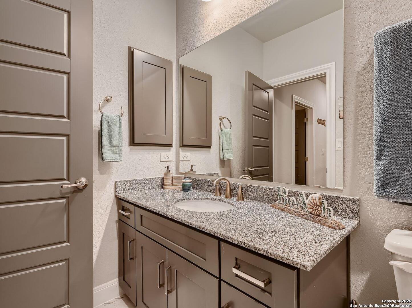 2138 Kerrisdale