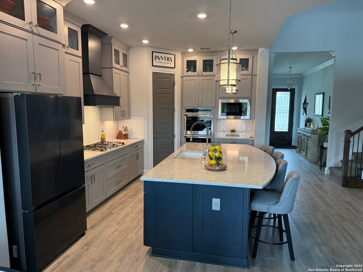 2138 Kerrisdale