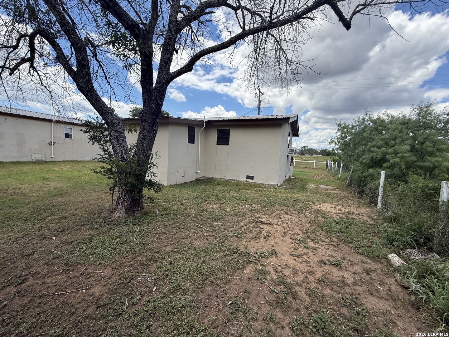 220 County Road 2690