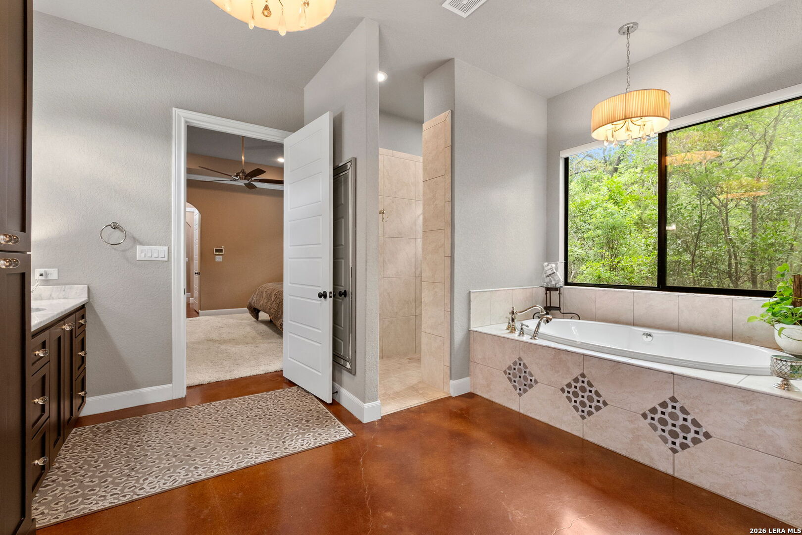 17203 Clovis