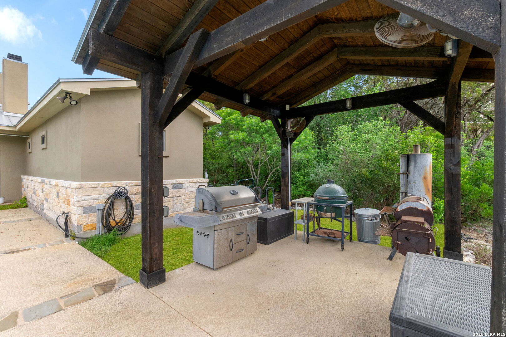 17203 Clovis