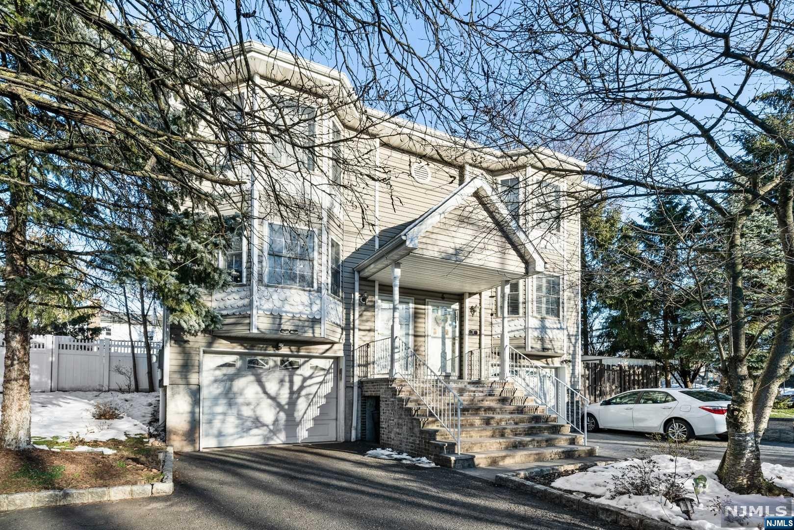 3 Sunset Street