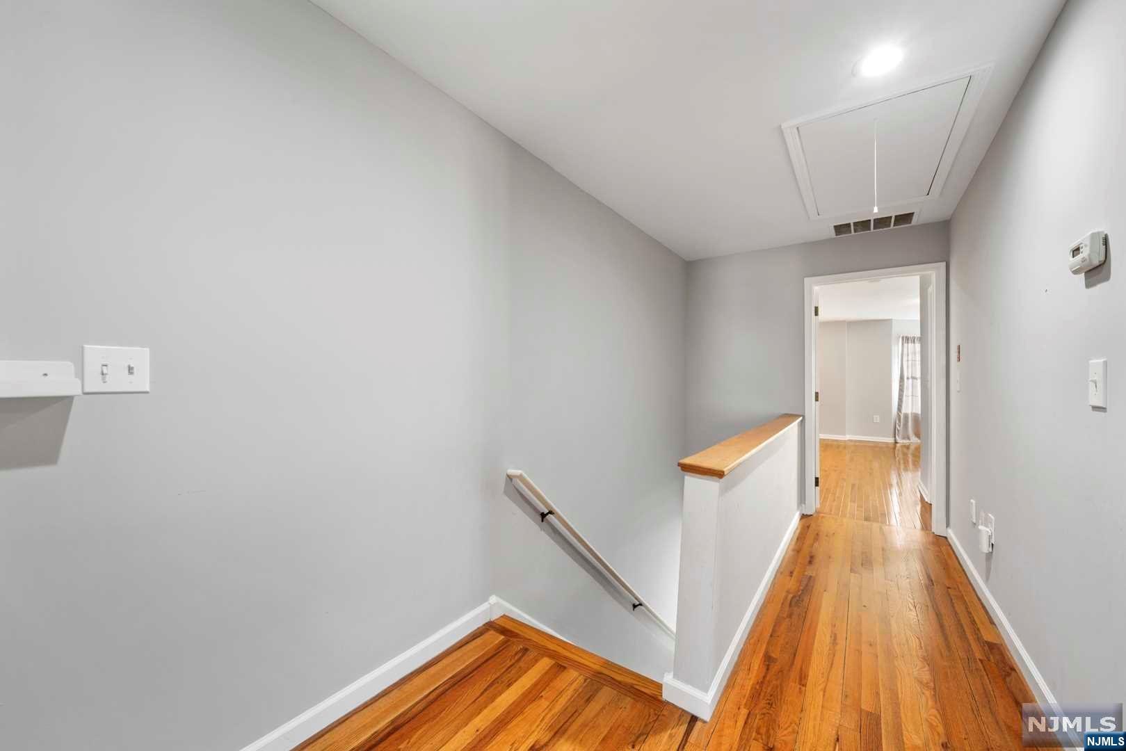 3 Sunset Street