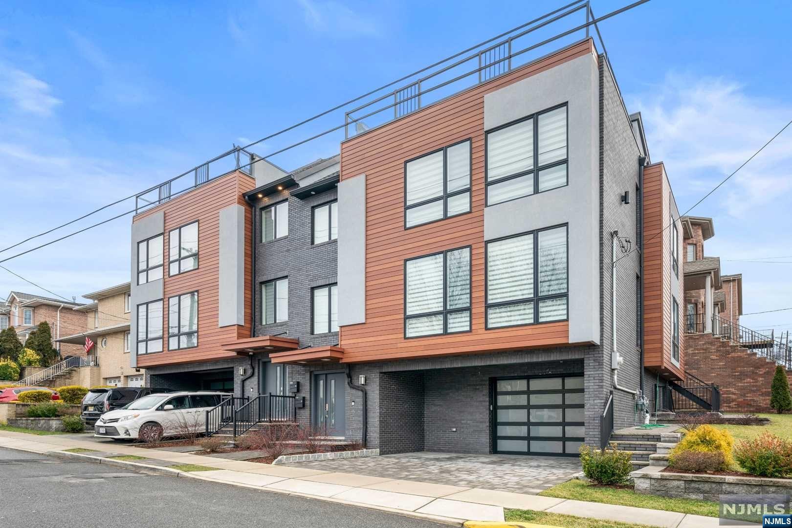 300B 7th Street B