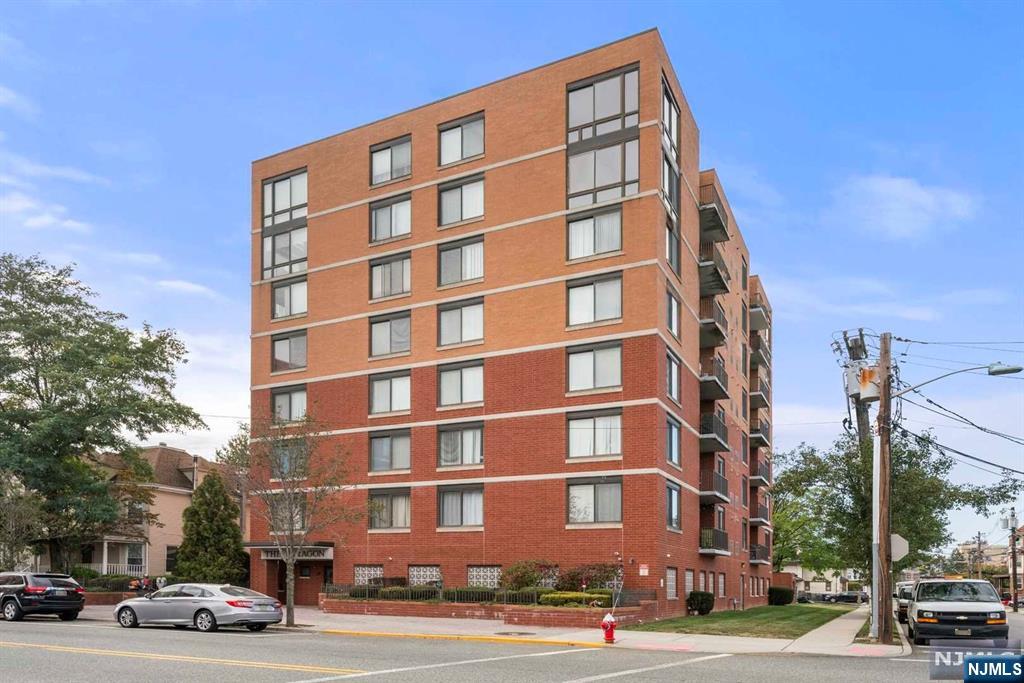 275 State Street 5C