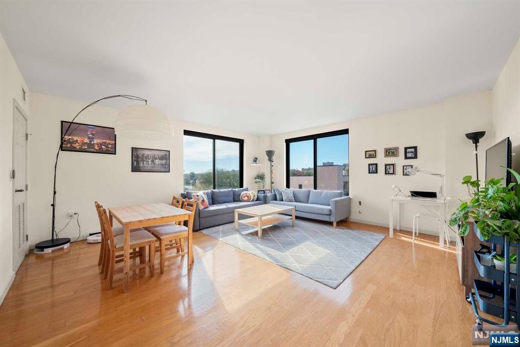 275 State Street 5C