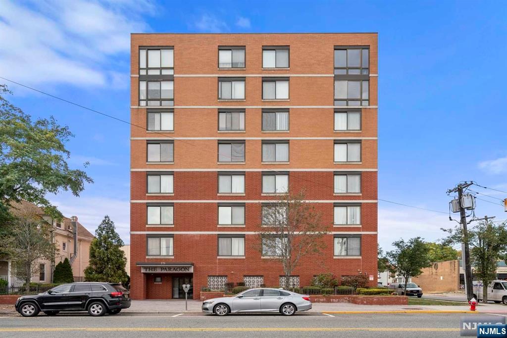 275 State Street 5C