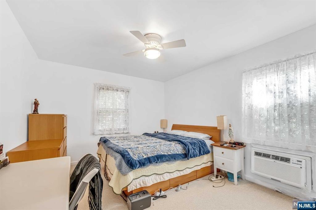 439 Grand Avenue 2D