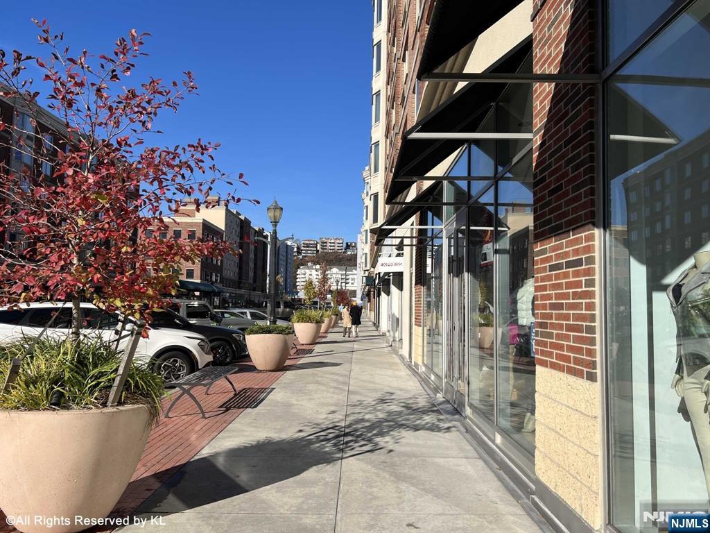 1307 City Place