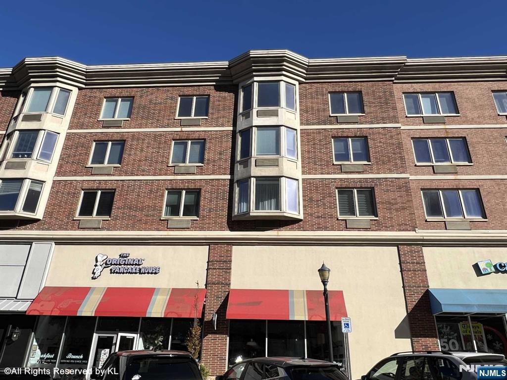 1307 City Place